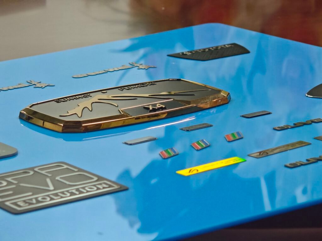 Customs metal labels